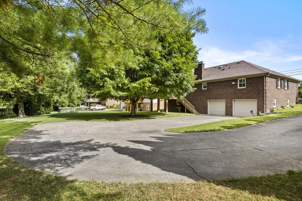 514 Allen Drive Richmond KY 40475