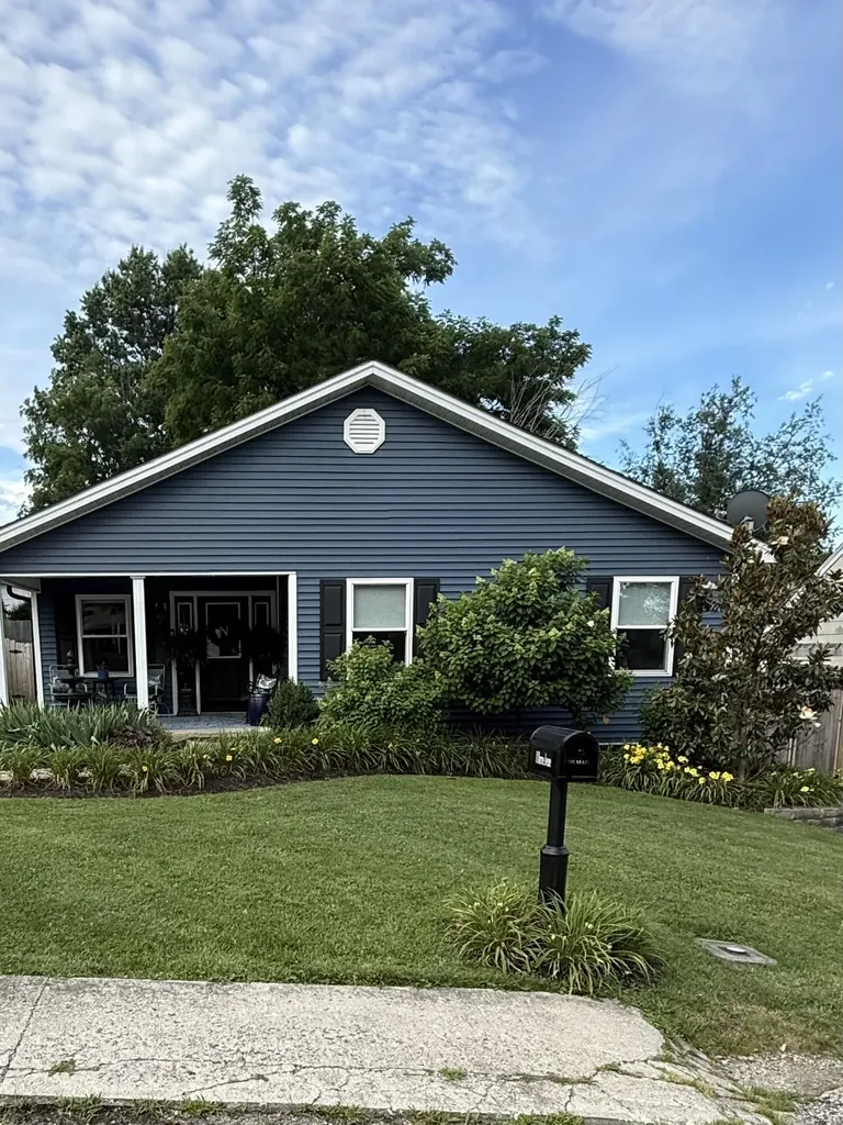 8 Monroe Avenue Winchester KY 40391