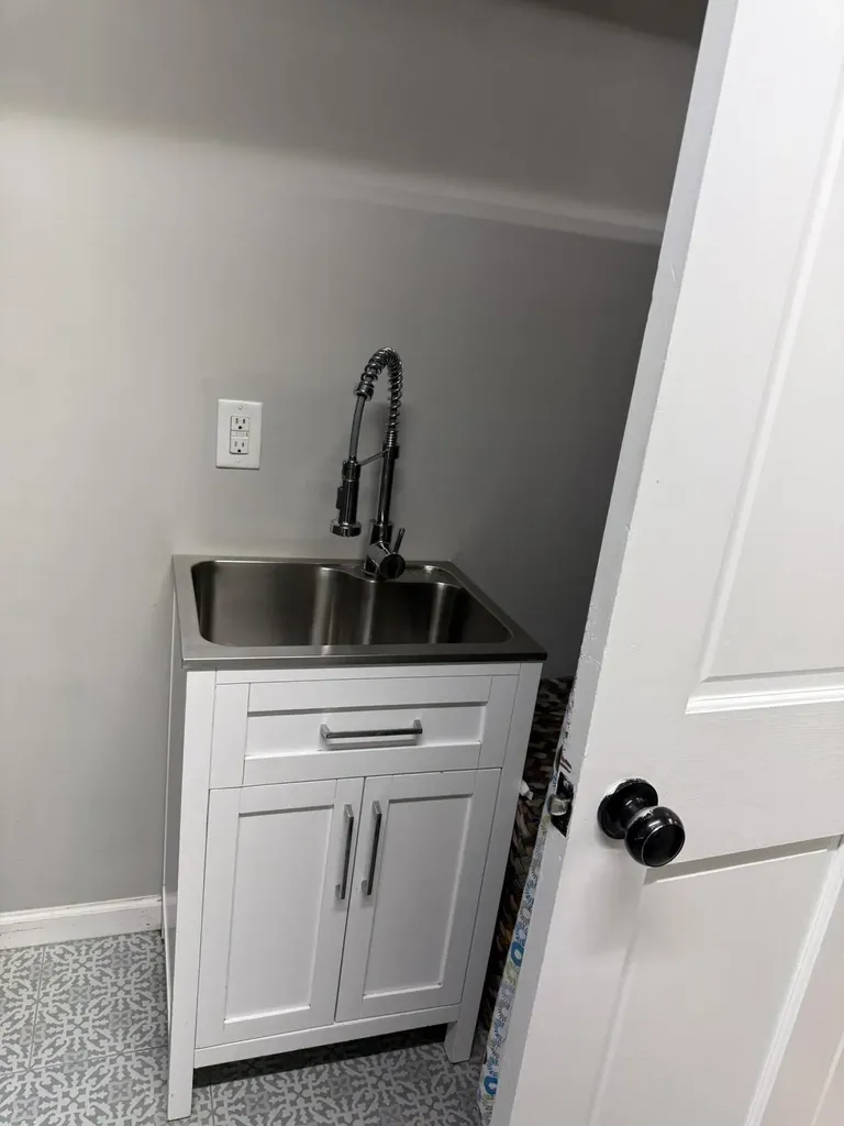 8 Monroe Avenue Winchester KY 40391