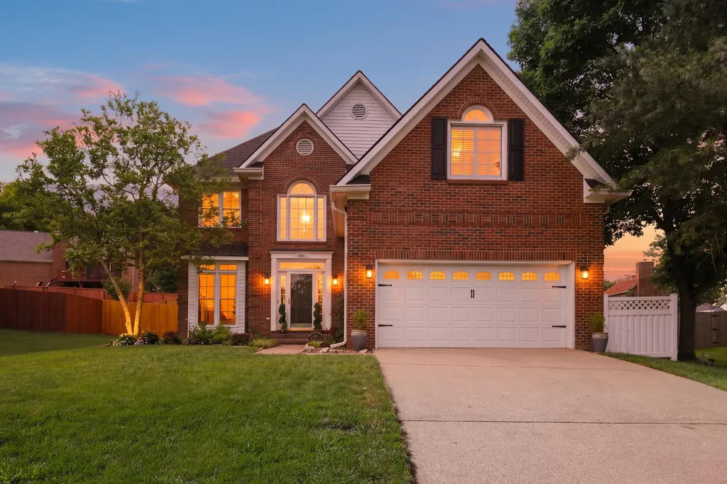 Lexington KY, 944 Rockbridge Road