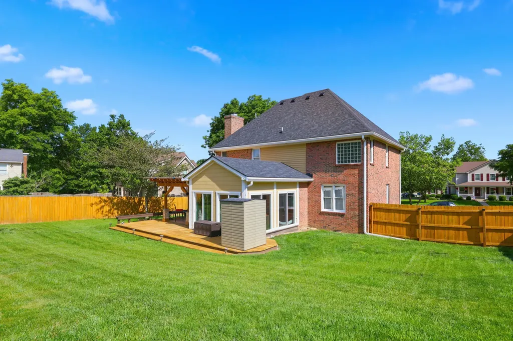 944 Rockbridge Road Lexington KY 40515