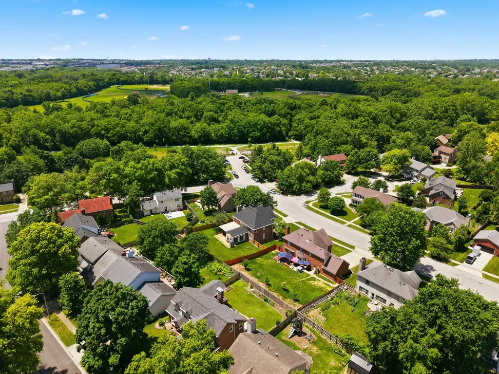 944 Rockbridge Road Lexington KY 40515