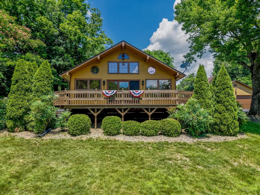 289 Hinkston Pike Mt Sterling KY 40353