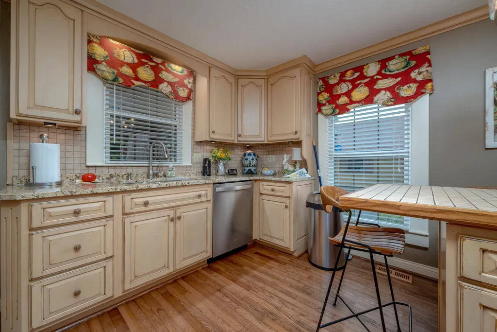 289 Hinkston Pike Mt Sterling KY 40353