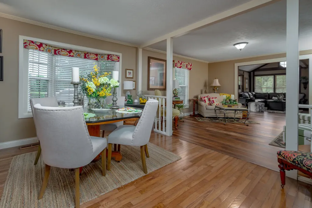 289 Hinkston Pike Mt Sterling KY 40353