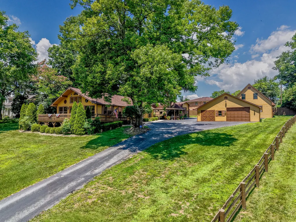 289 Hinkston Pike Mt Sterling KY 40353