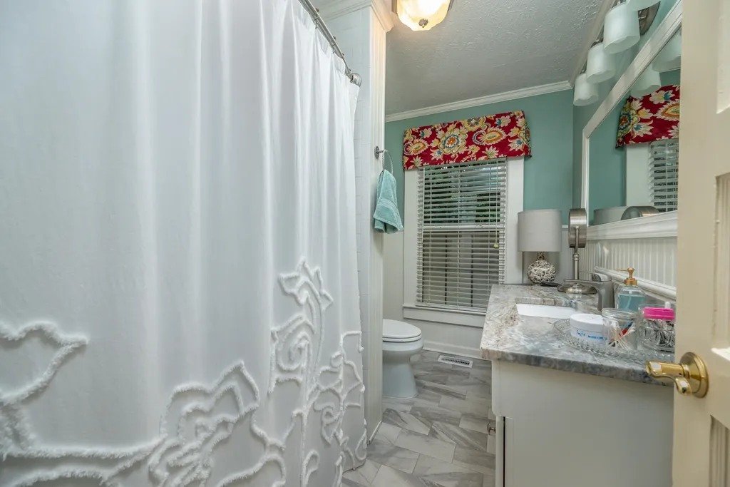 289 Hinkston Pike Mt Sterling KY 40353