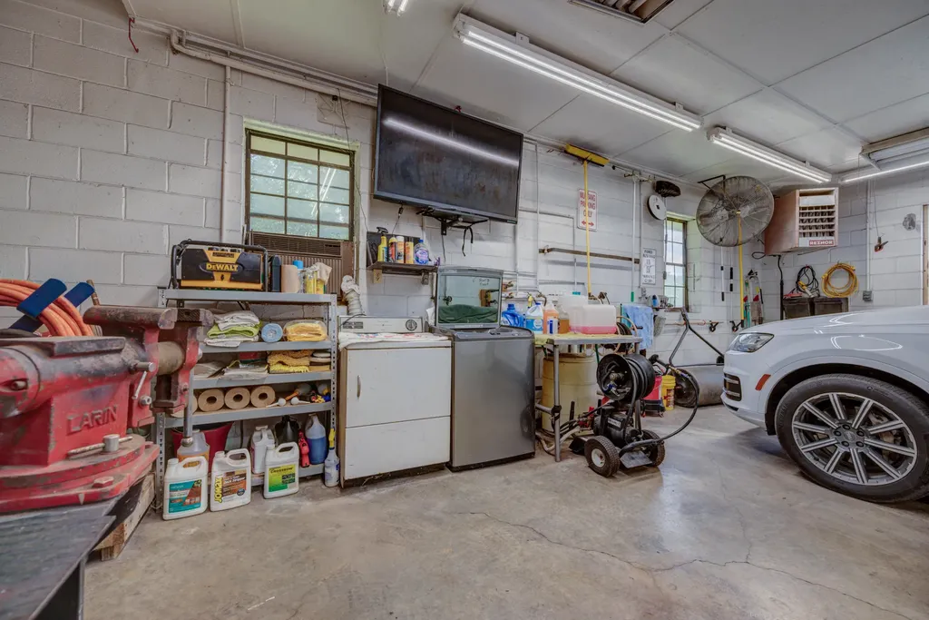 289 Hinkston Pike Mt Sterling KY 40353