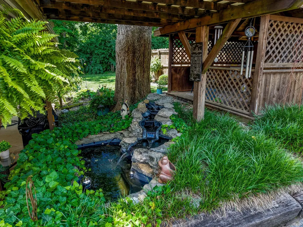 289 Hinkston Pike Mt Sterling KY 40353