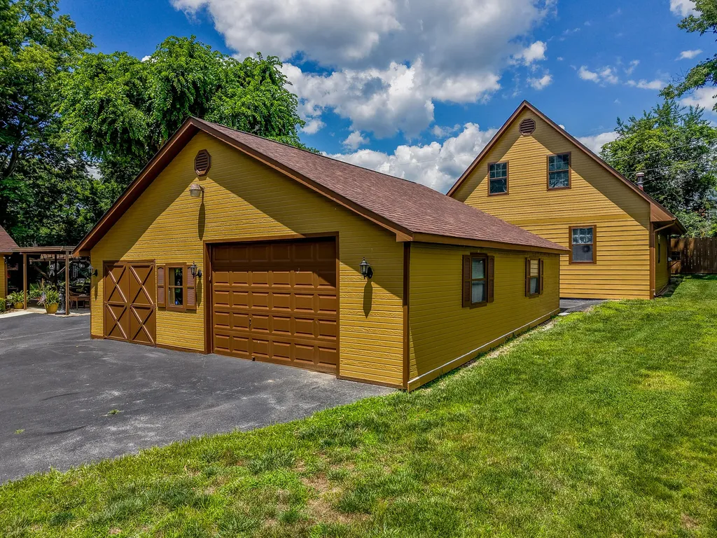 289 Hinkston Pike Mt Sterling KY 40353