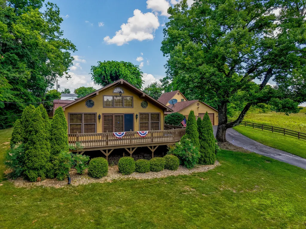 289 Hinkston Pike Mt Sterling KY 40353