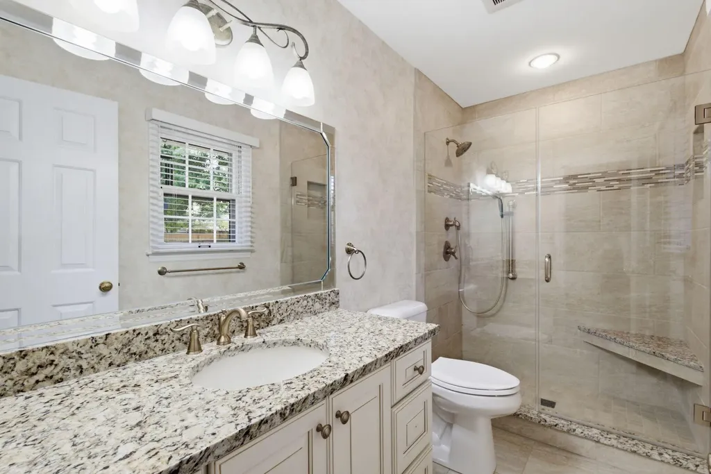 2044 Bamboo Drive Lexington KY 40513