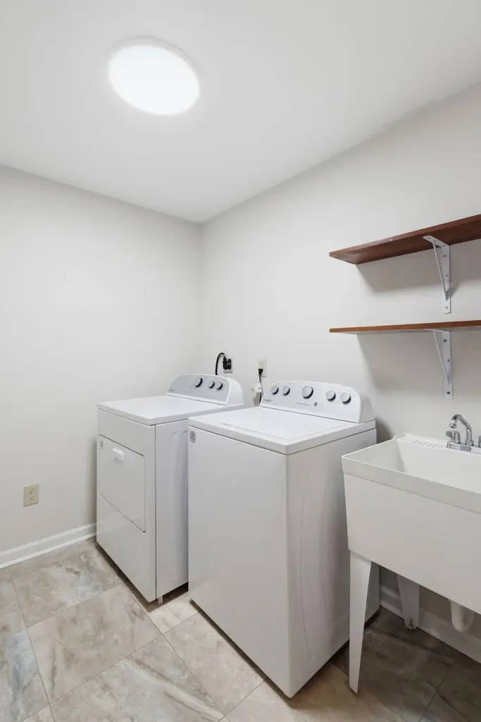 2044 Bamboo Drive Lexington KY 40513
