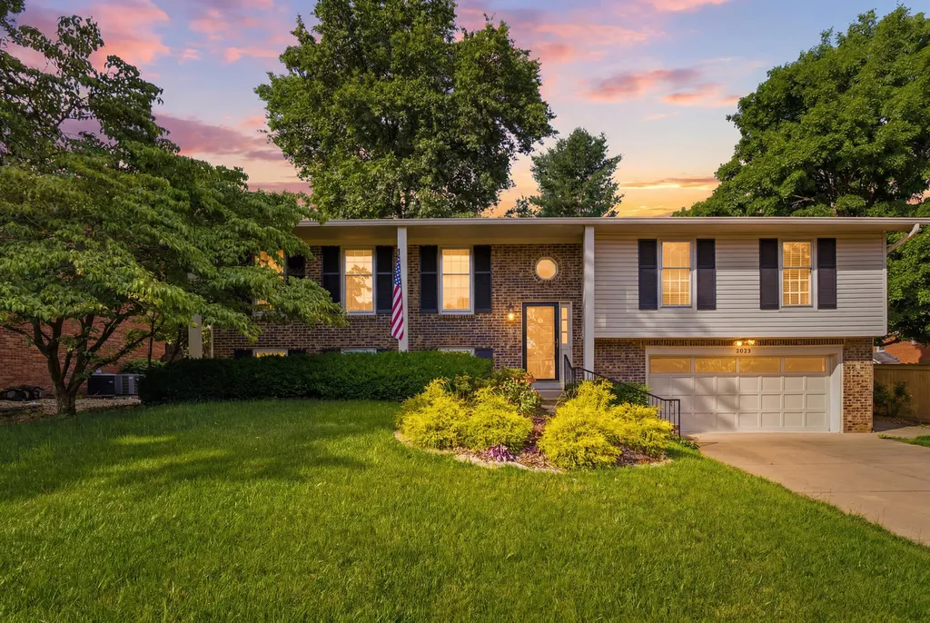 2044 Bamboo Drive Lexington KY 40513