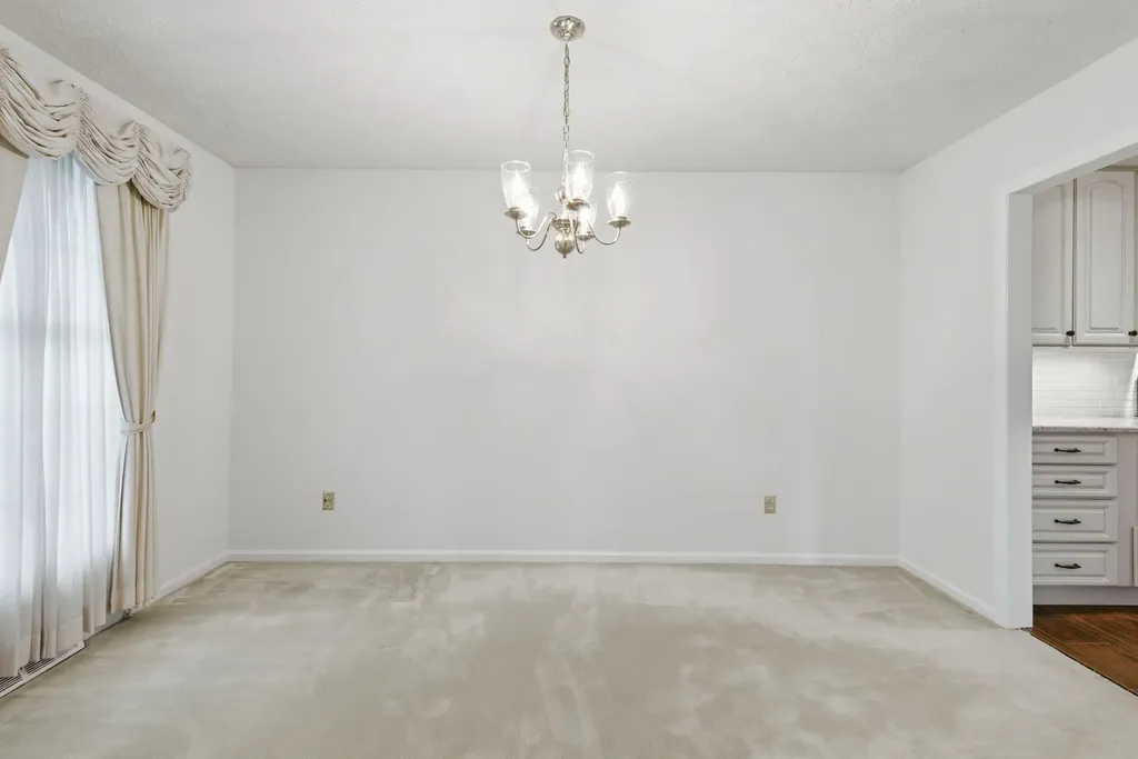 2044 Bamboo Drive Lexington KY 40513