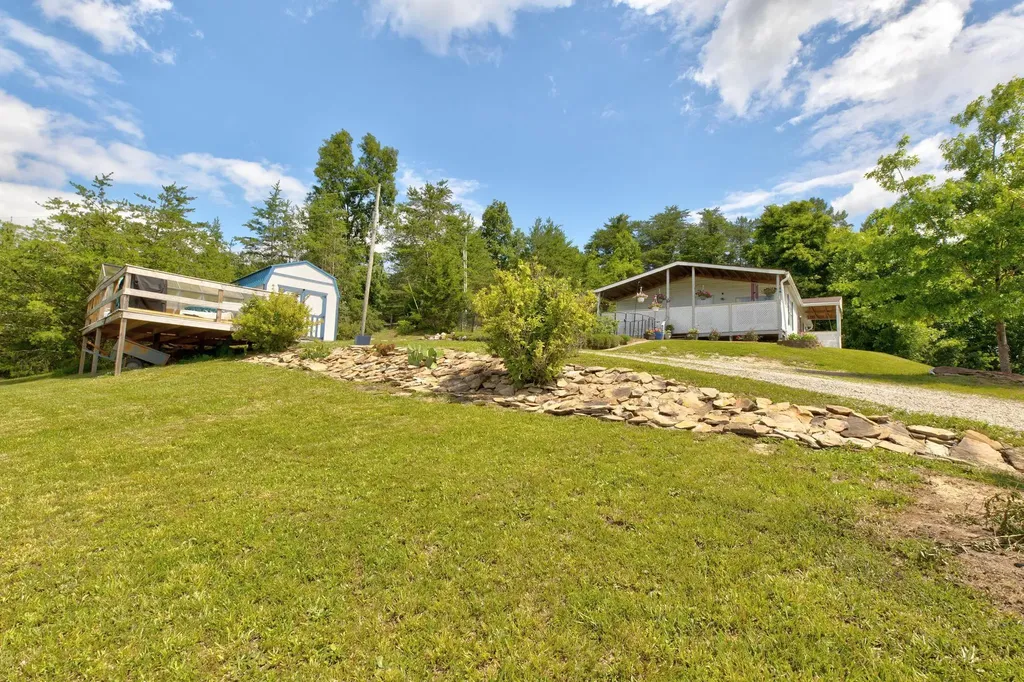 125 Wild Ridge Road Morehead KY 40351