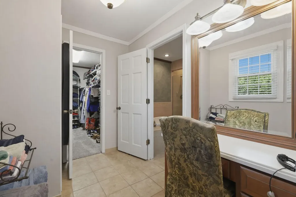 131 Matthew Drive Paducah KY 42001