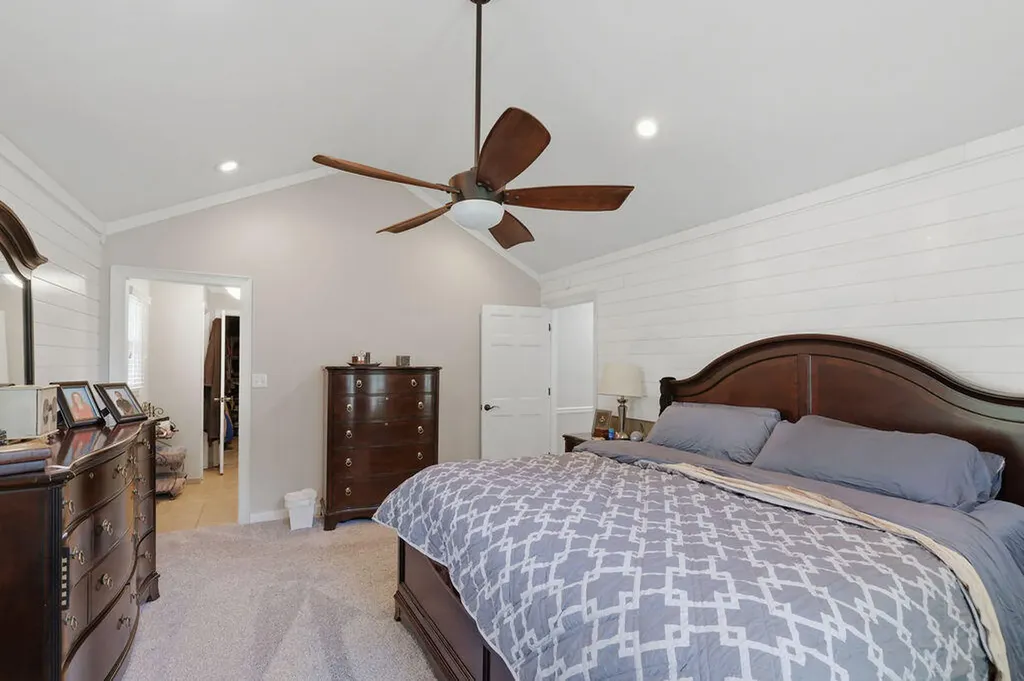131 Matthew Drive Paducah KY 42001