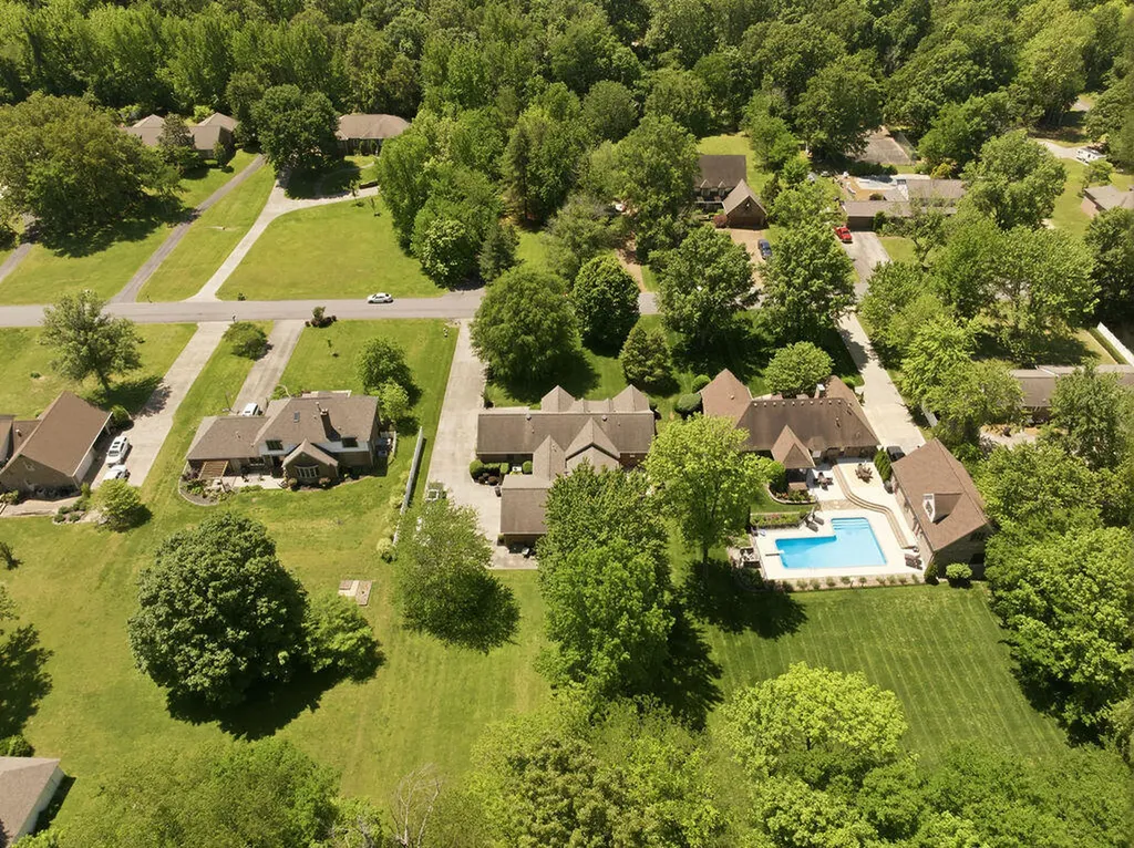 131 Matthew Drive Paducah KY 42001