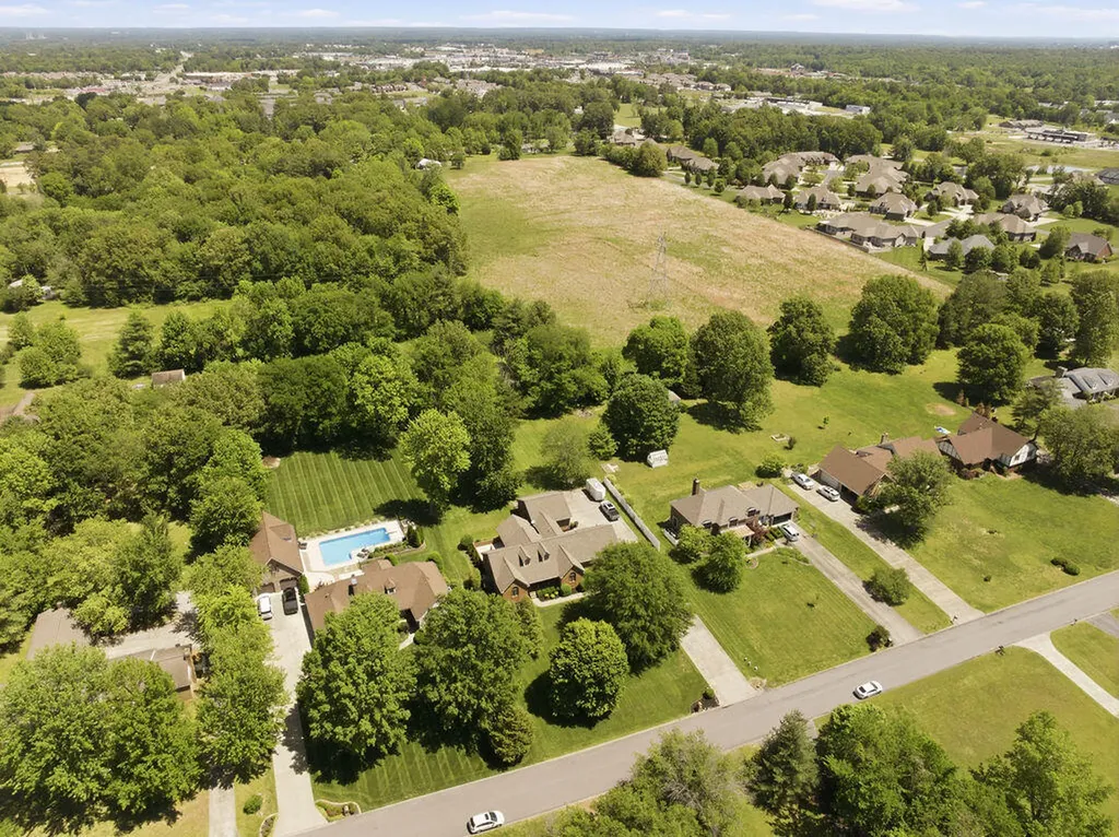 131 Matthew Drive Paducah KY 42001
