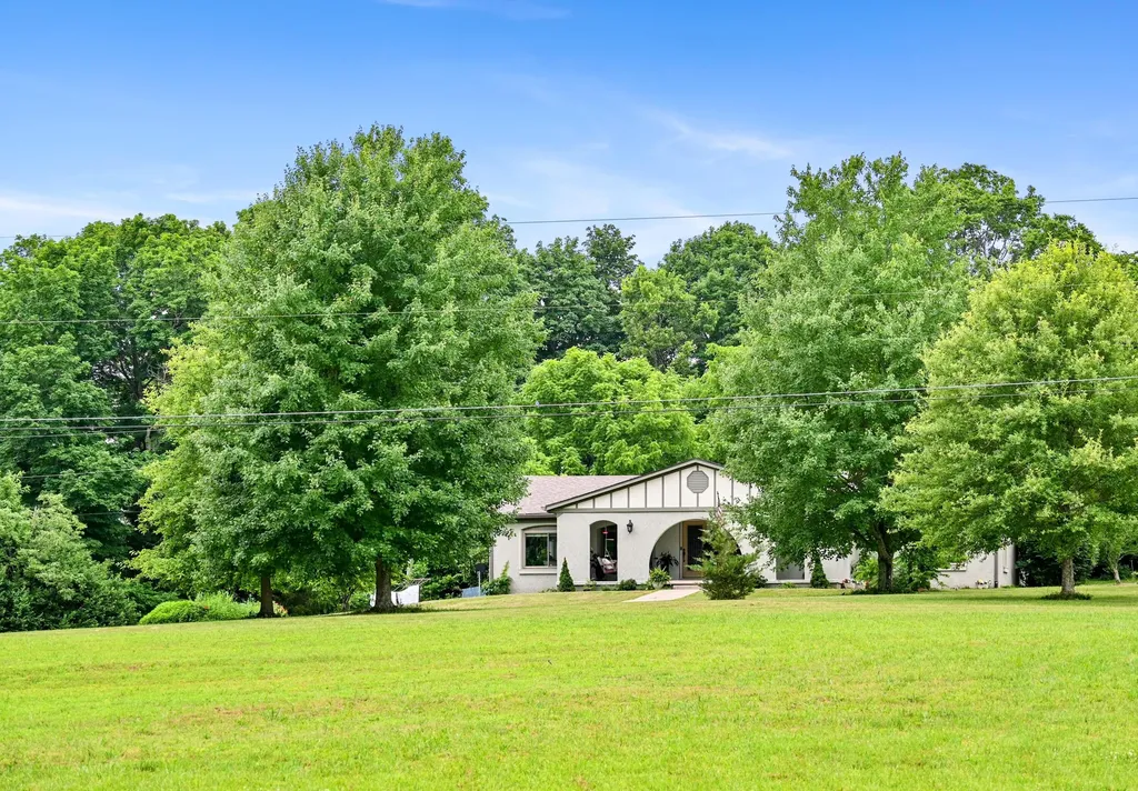 1205 Crenshaw Lane Nicholasville KY 40356