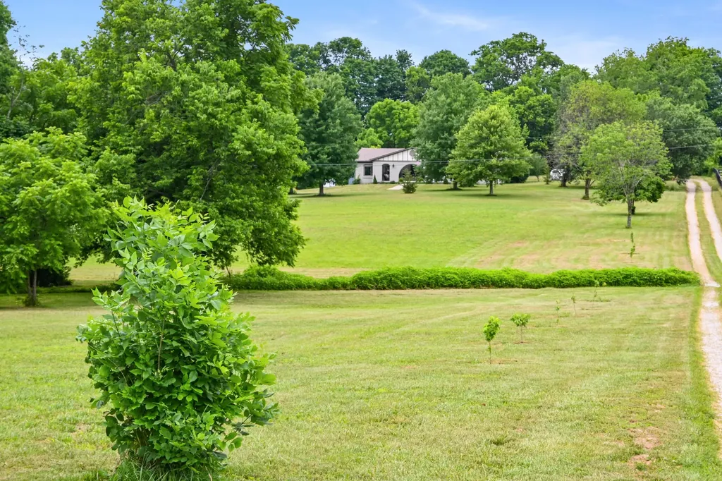 1205 Crenshaw Lane Nicholasville KY 40356