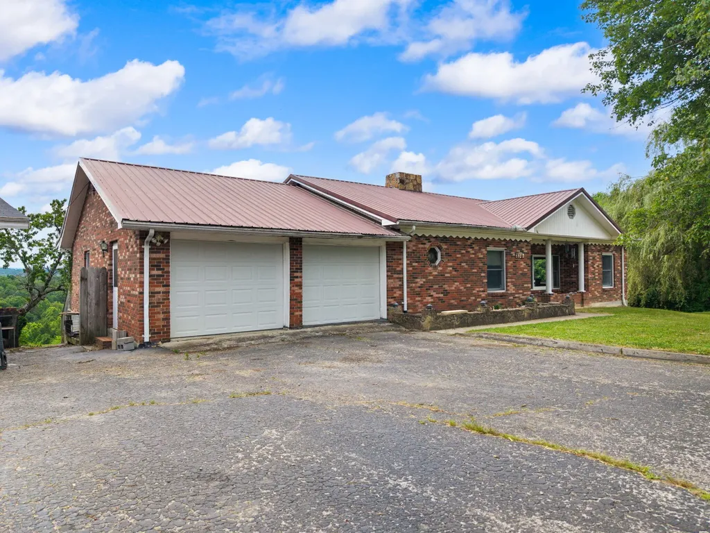 736 Caudill Road Beattyville KY 41311