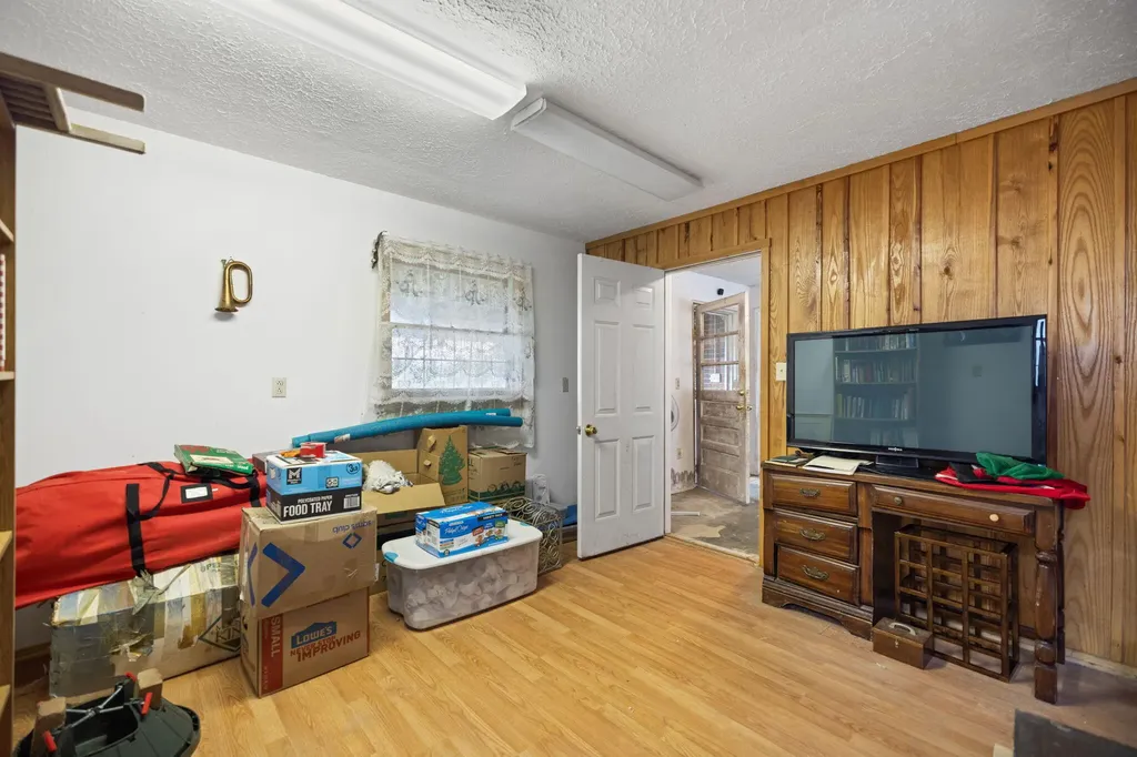 736 Caudill Road Beattyville KY 41311