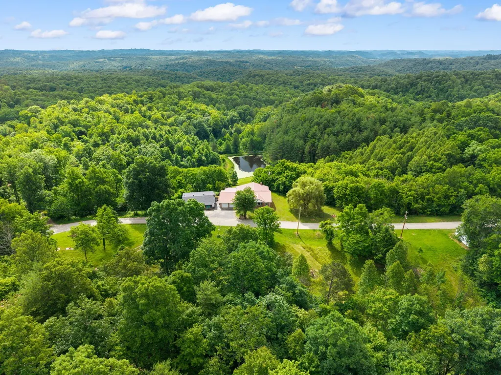 736 Caudill Road Beattyville KY 41311
