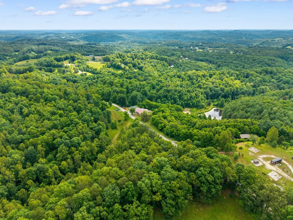 736 Caudill Road Beattyville KY 41311