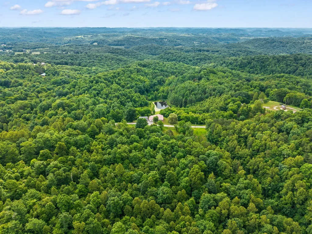 736 Caudill Road Beattyville KY 41311