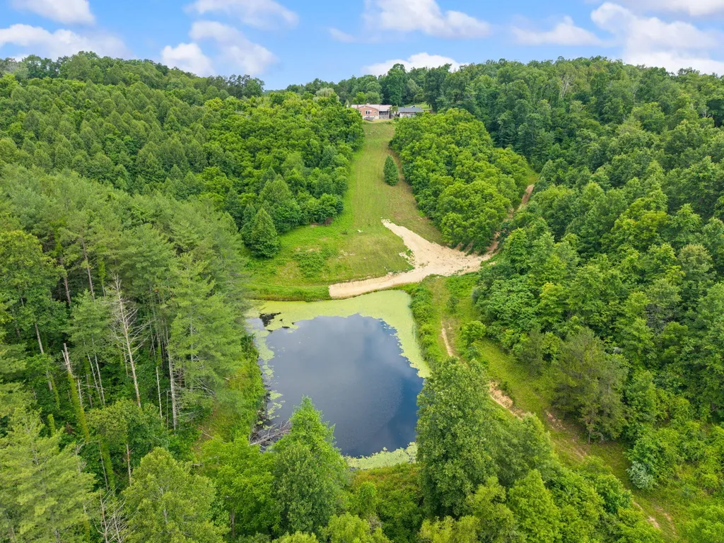 736 Caudill Road Beattyville KY 41311