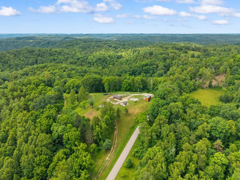 736 Caudill Road Beattyville KY 41311