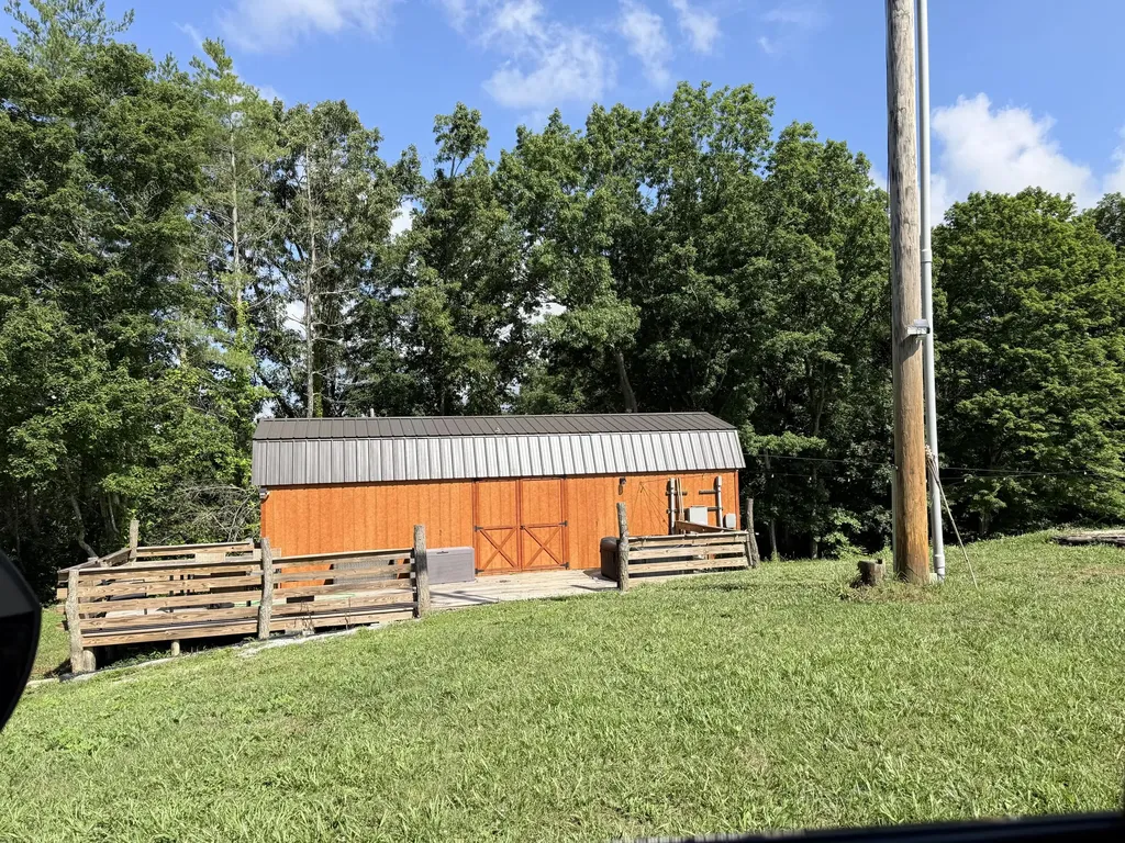 736 Caudill Road Beattyville KY 41311