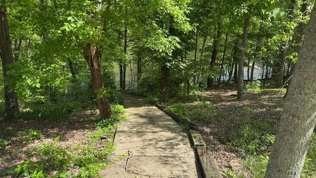 403 Timberlake Lane Mcdaniels KY 40152