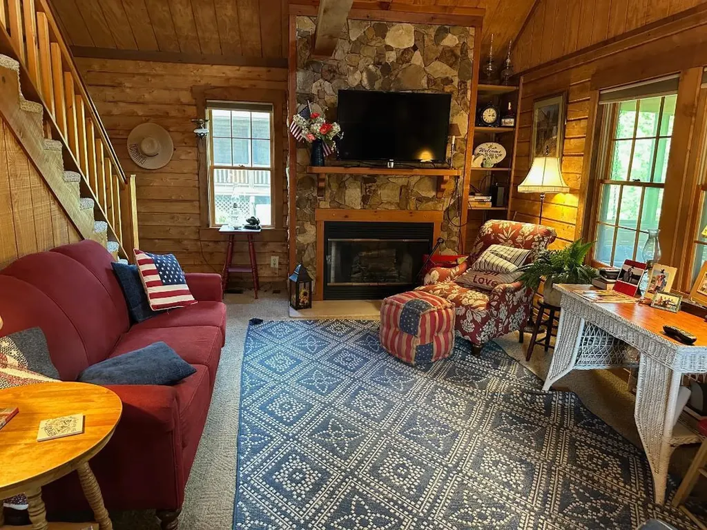 403 Timberlake Lane Mcdaniels KY 40152