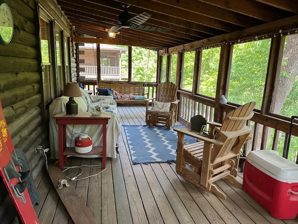 403 Timberlake Lane Mcdaniels KY 40152