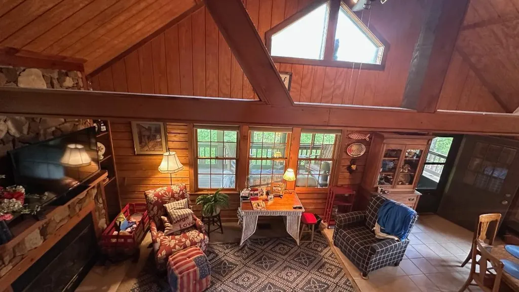 403 Timberlake Lane Mcdaniels KY 40152
