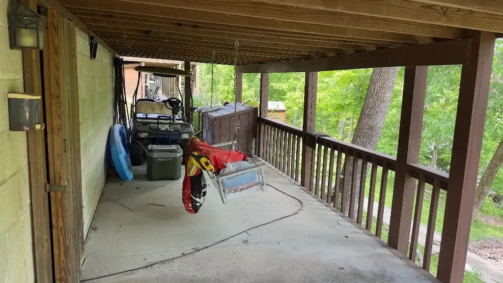 403 Timberlake Lane Mcdaniels KY 40152