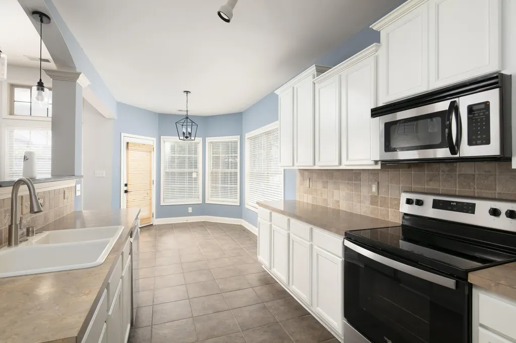 4521 Arum Park Lexington KY 40509