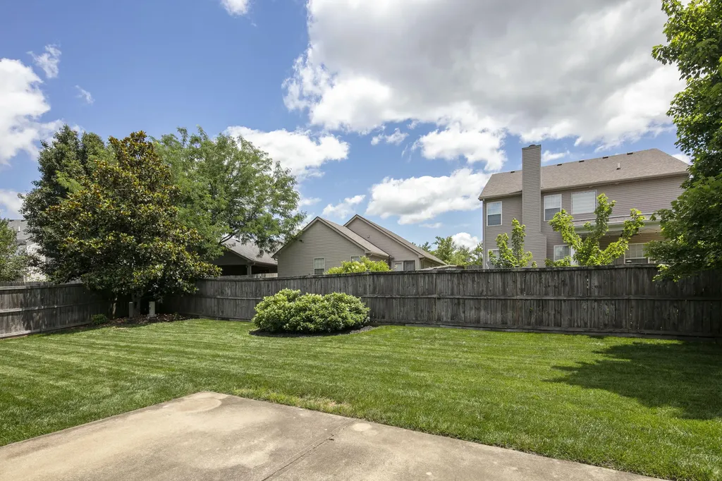 4521 Arum Park Lexington KY 40509