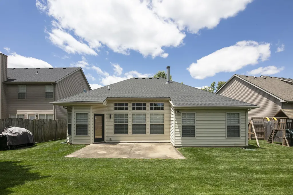 4521 Arum Park Lexington KY 40509