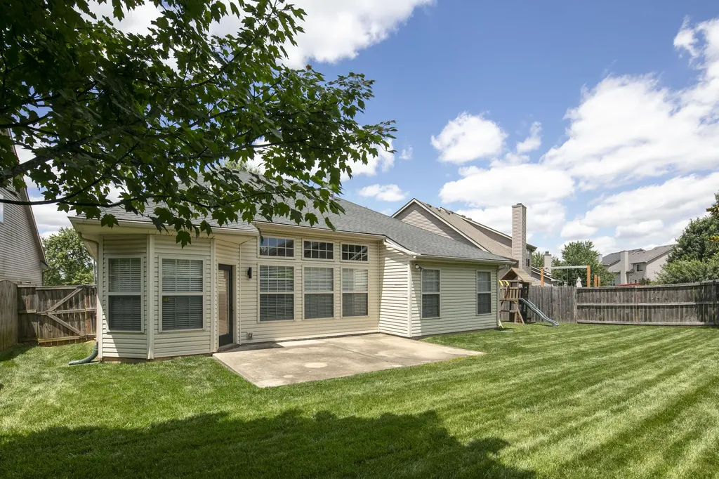 4521 Arum Park Lexington KY 40509
