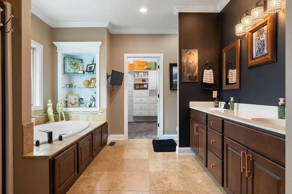 125 Pershing Way Paducah KY 42001