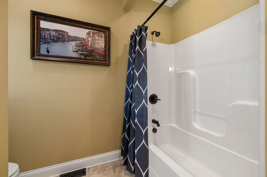 125 Pershing Way Paducah KY 42001