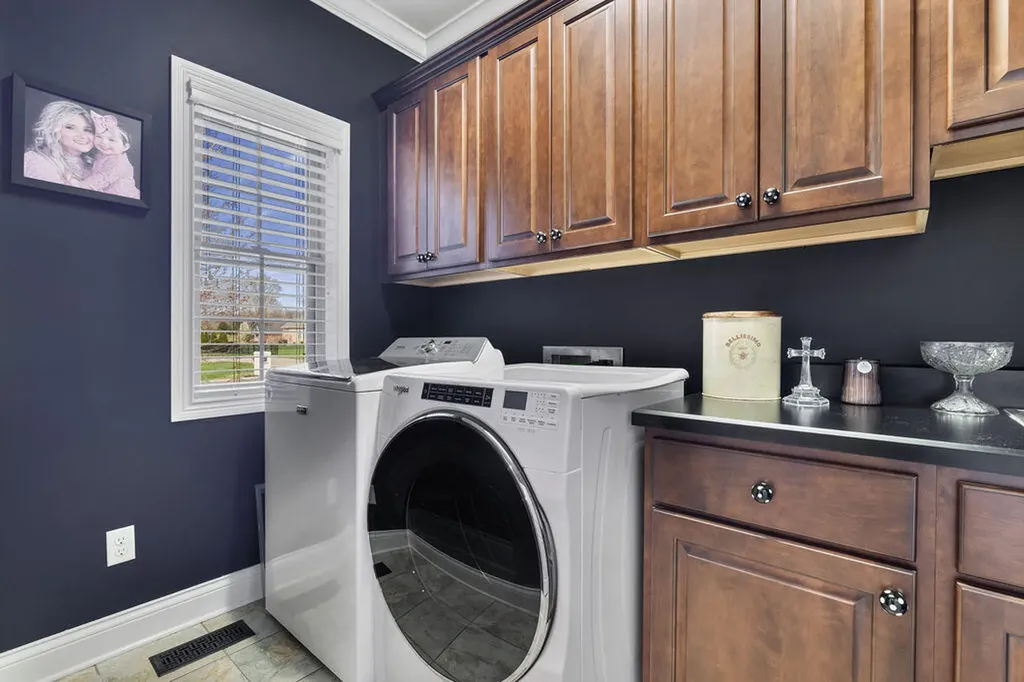 125 Pershing Way Paducah KY 42001