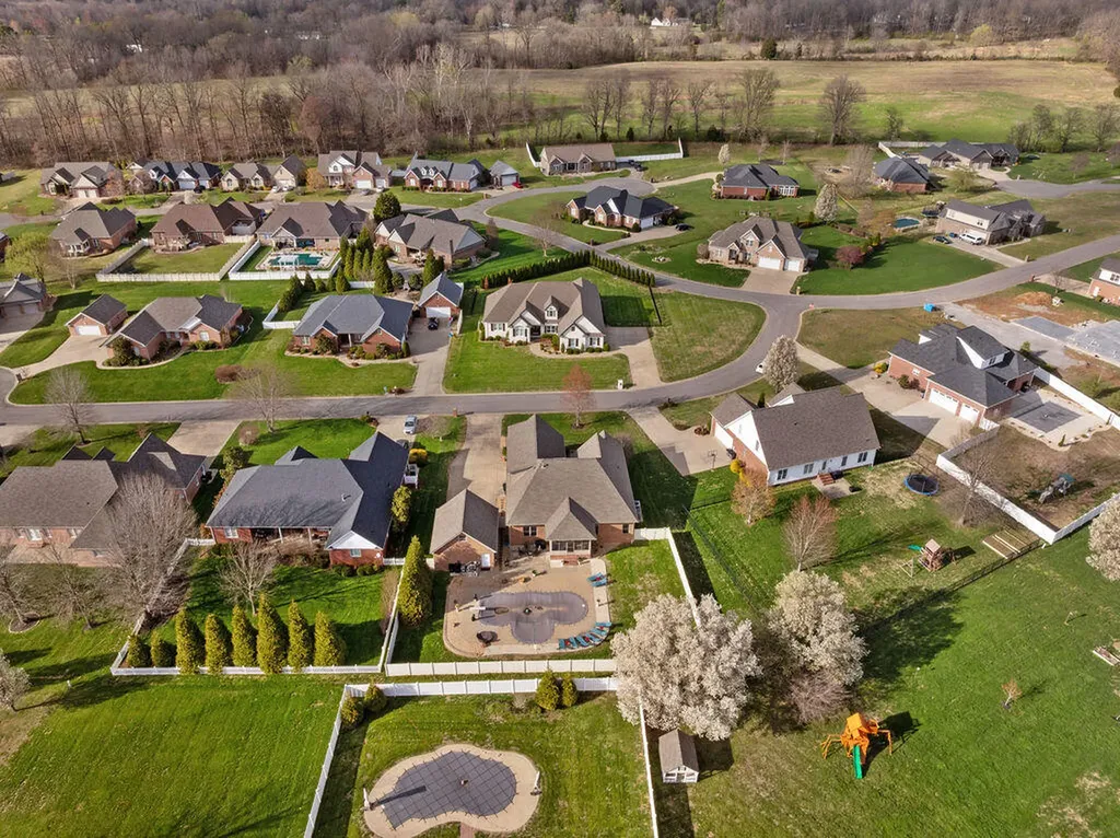 125 Pershing Way Paducah KY 42001