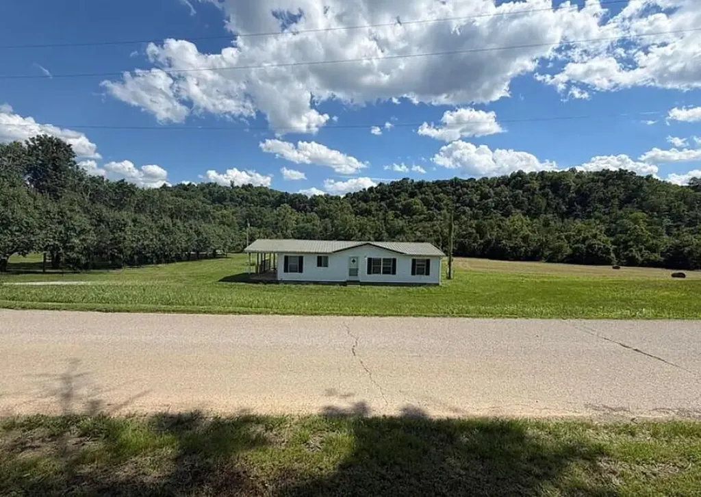 2375 John Watts Road Nicholasville KY 40356