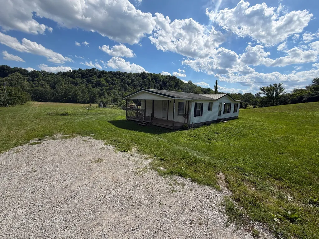 2375 John Watts Road Nicholasville KY 40356