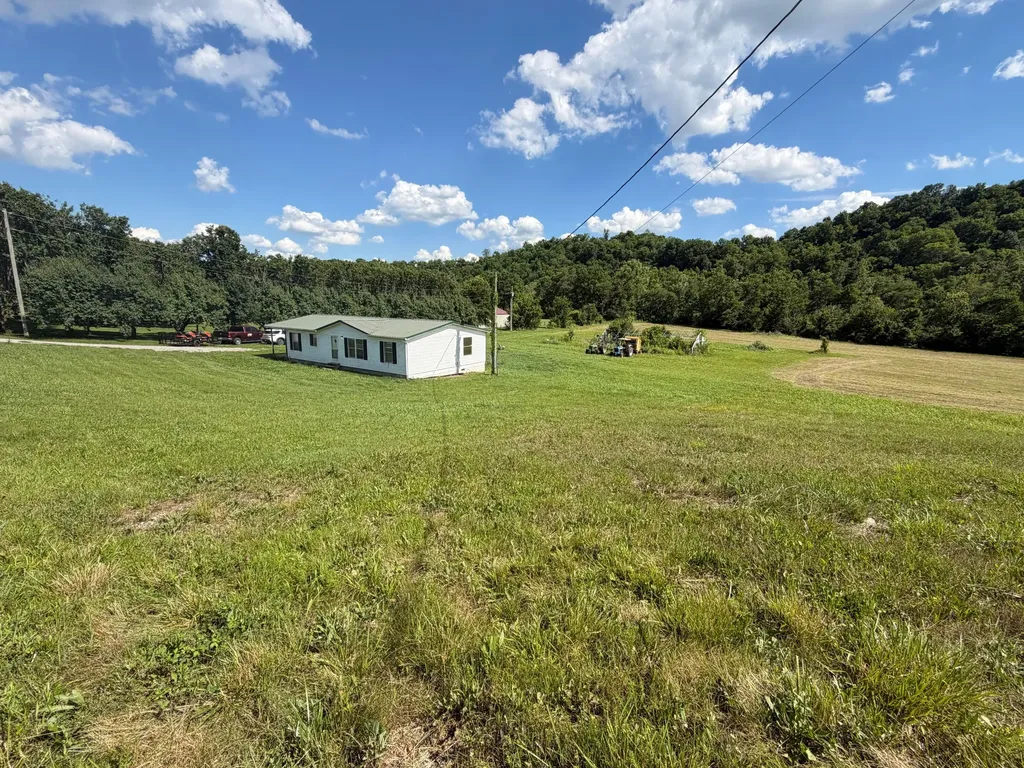 2375 John Watts Road Nicholasville KY 40356